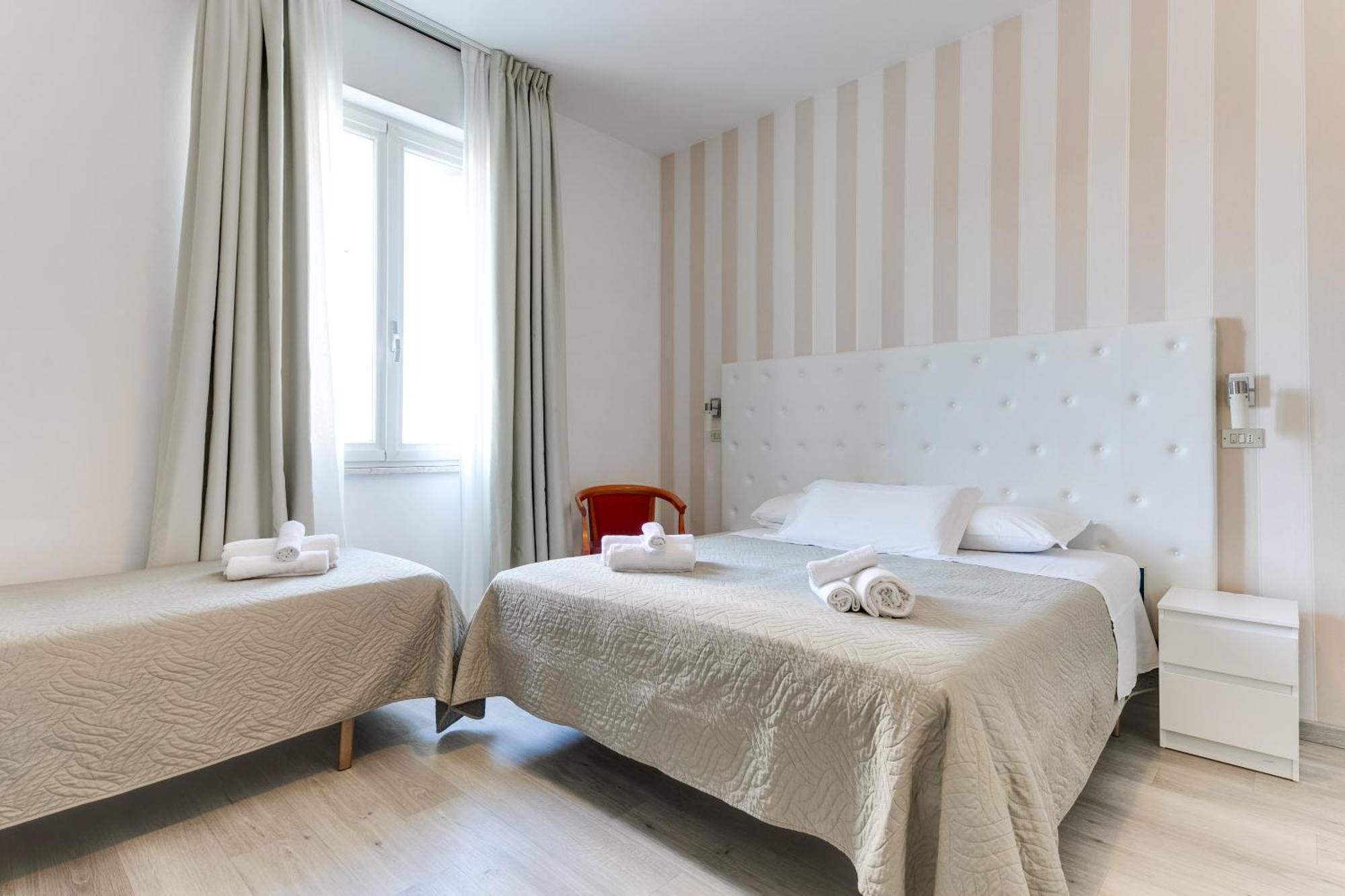 Hotel La Perla Rimini Eksteriør billede