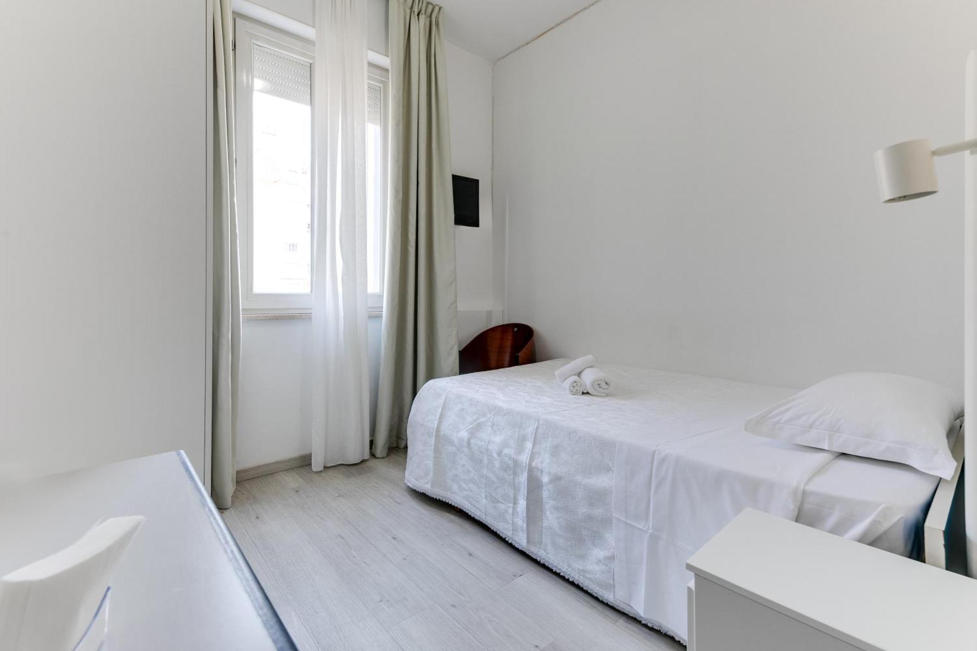 Hotel La Perla Rimini Eksteriør billede