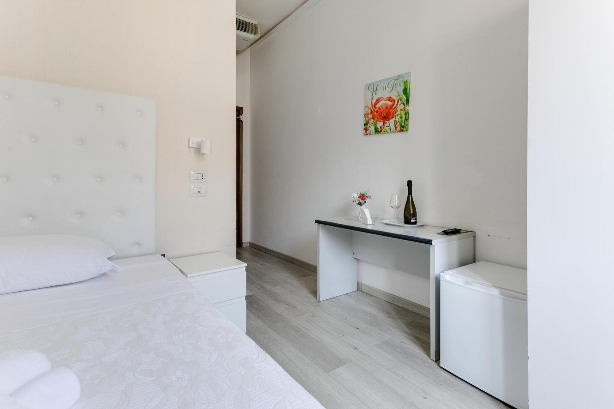 Hotel La Perla Rimini Eksteriør billede