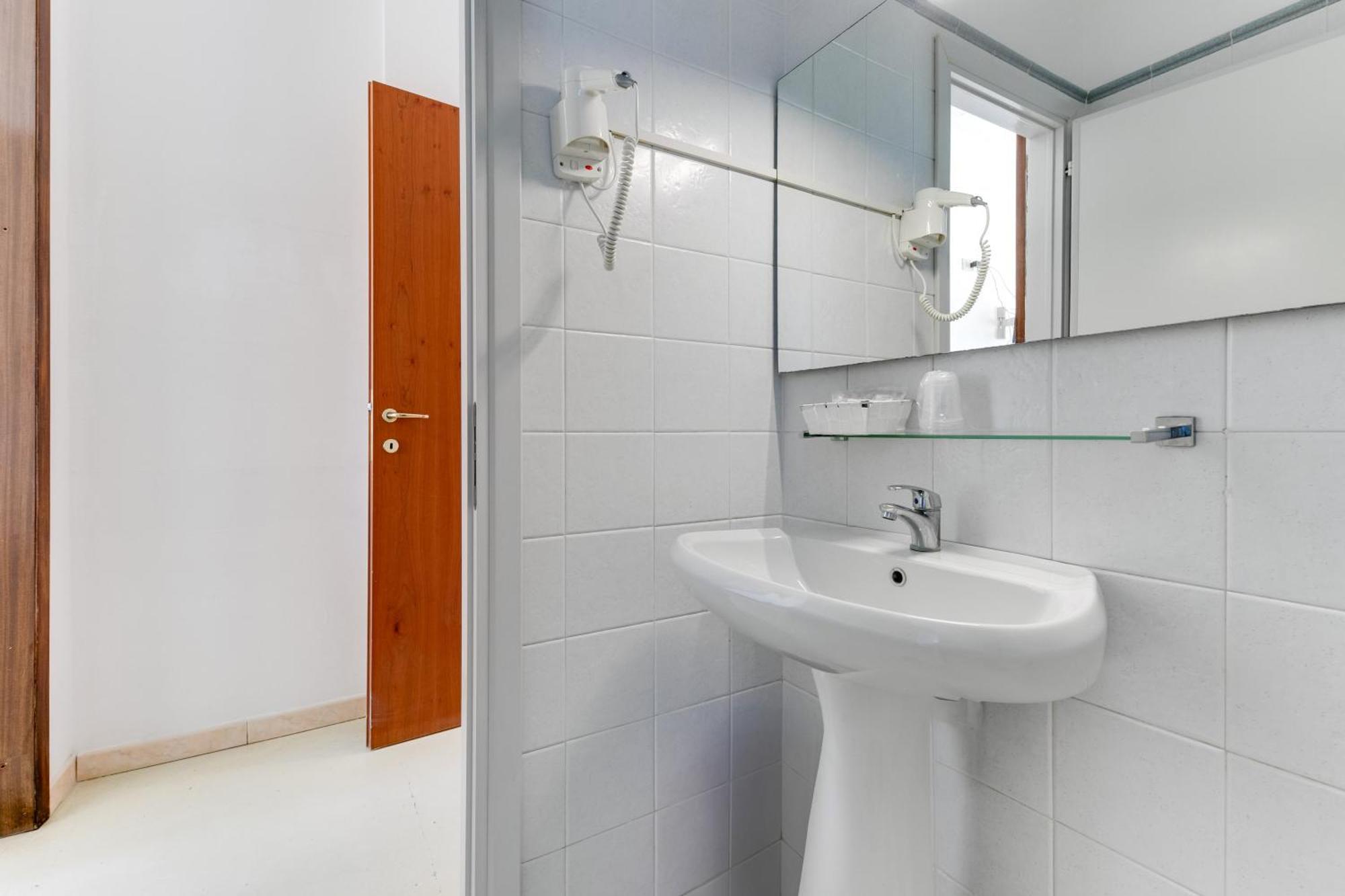 Hotel La Perla Rimini Eksteriør billede